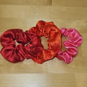 Scrunchie 3 Piece Set Nwot
